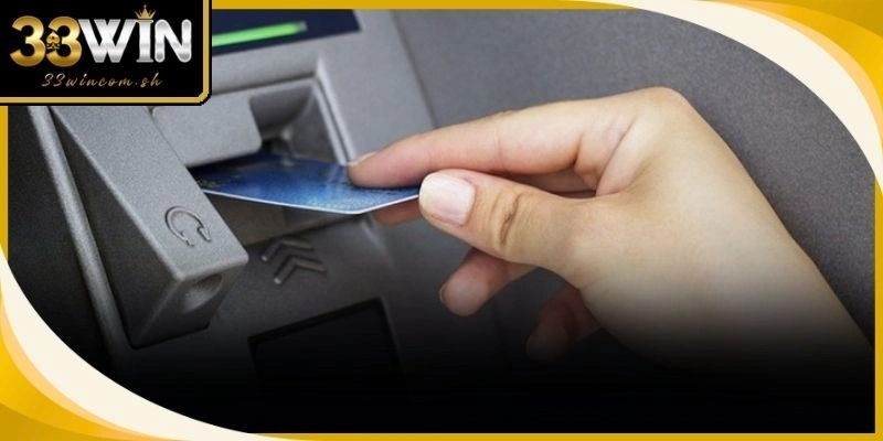 Người chơi thực hiện thao tác nhập số điểm cần chuyển về thẻ ngân hàng